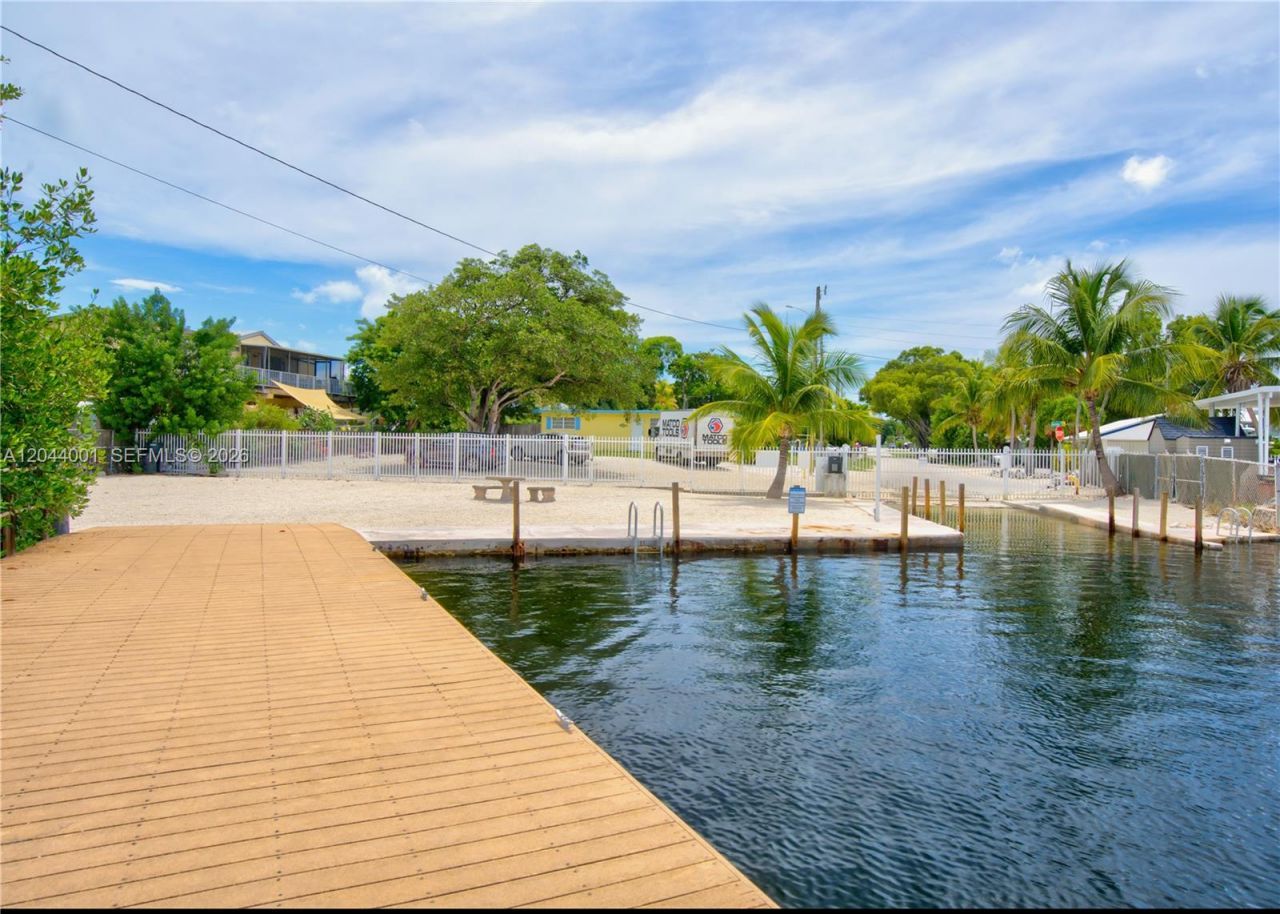 224 W 1st Ct , Key Largo, FL 33037 Photo