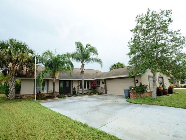 58 COMANCHE COURT , PALM COAST, FL 32137