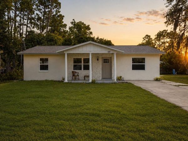 7054 W VILLAGE DRIVE , HOMOSASSA, FL 34446