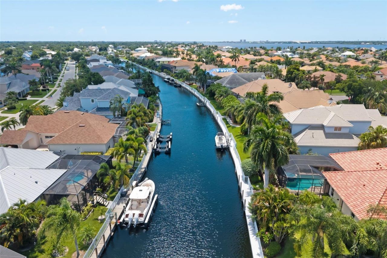 4770 Mainsail Drive , Bradenton, FL 34208 Photo