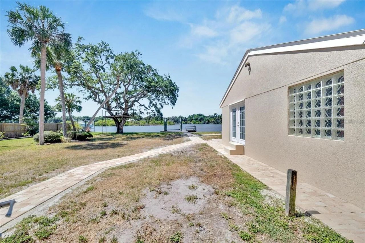 9307 River Cove Drive, Riverview, FL 33578 Photo