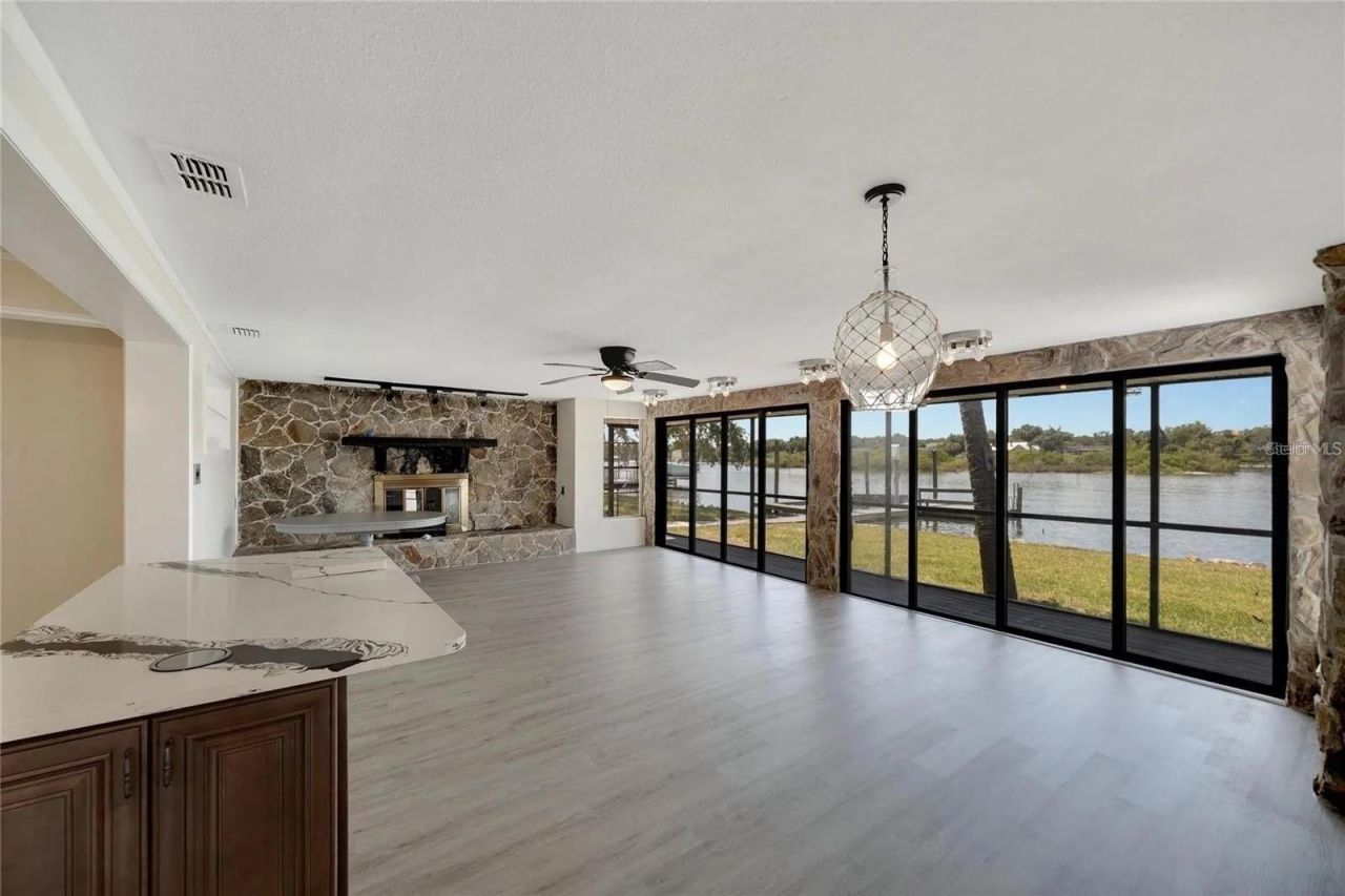 9307 River Cove Drive, Riverview, FL 33578 Photo