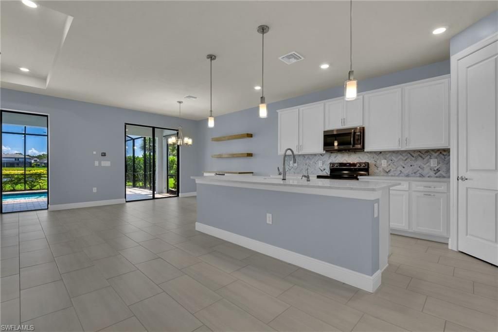 3943 Black Eagle Ln , Fort Myers, FL 33966 Photo