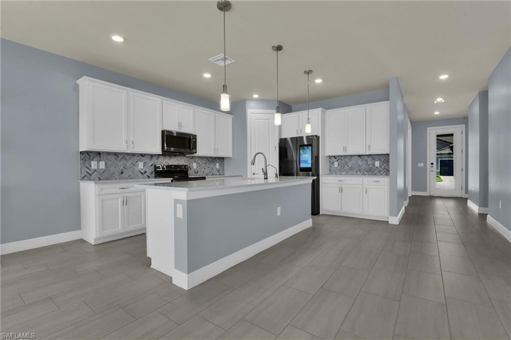 3943 Black Eagle Ln , Fort Myers, FL 33966 Photo