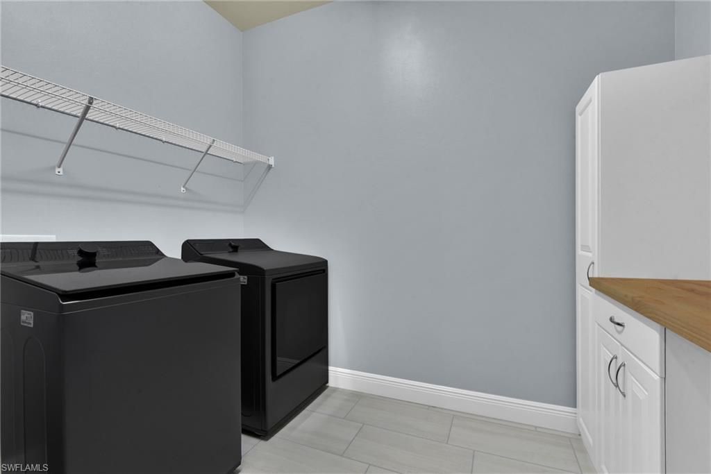 3943 Black Eagle Ln , Fort Myers, FL 33966 Photo