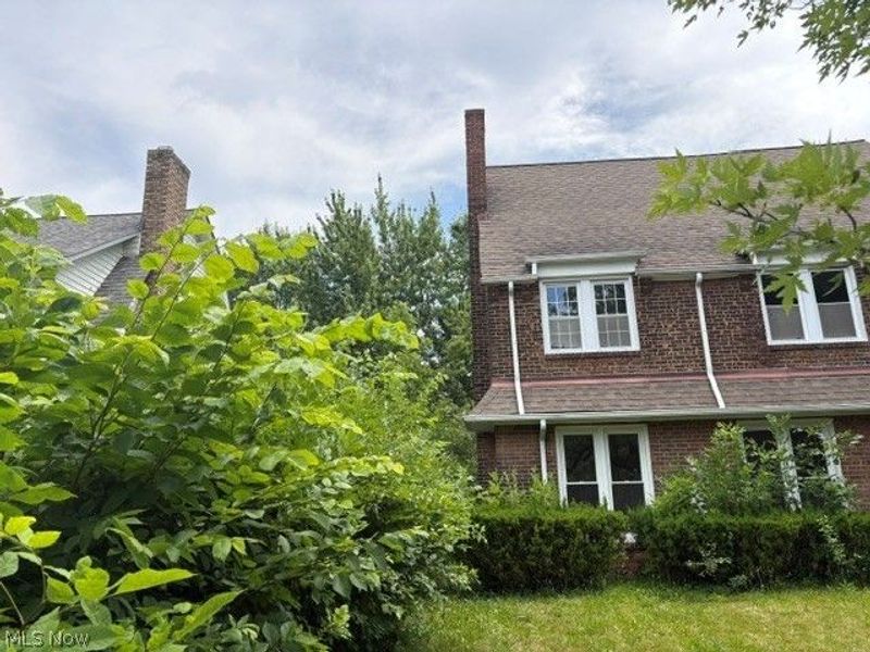3061 Albion Road, Cleveland, OH 44120 Photo 2