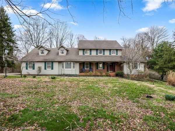1760 Innisbrook Lane , Zanesville, OH 43701