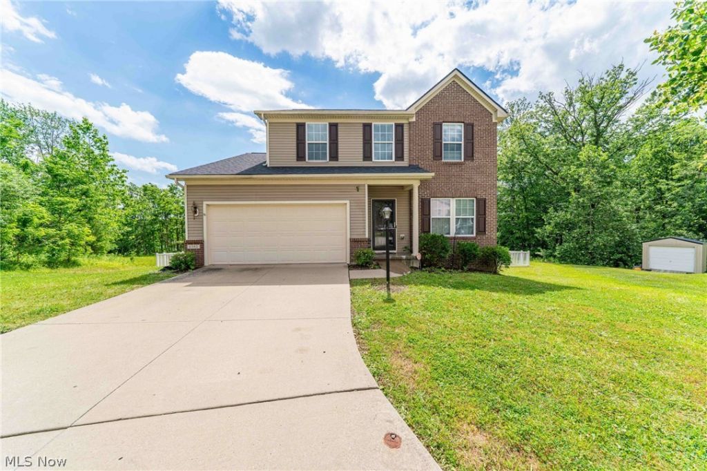 6382 Stonehaven Lane, Bedford Heights, OH 44146