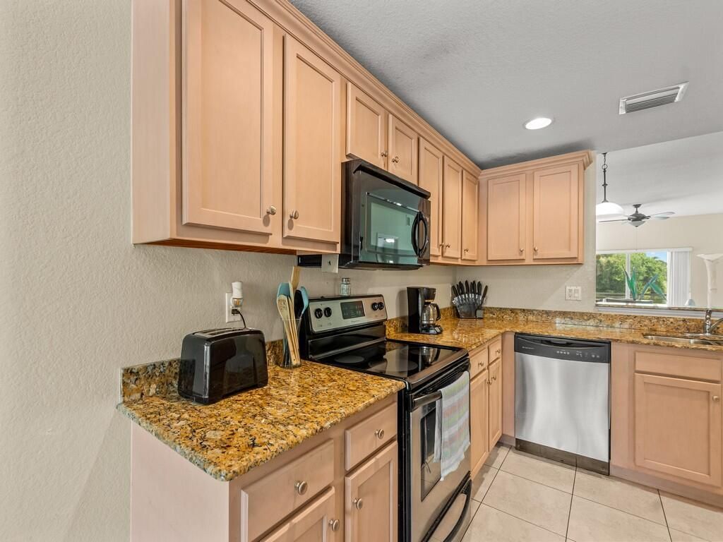 4210 Gator Trace Avenue, Unit B, Fort Pierce, FL 34982 Photo