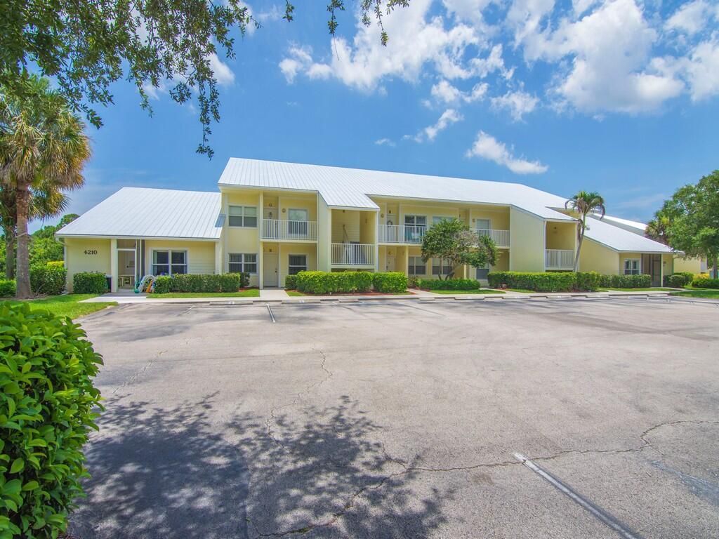 4210 Gator Trace Avenue, Unit B, Fort Pierce, FL 34982 Photo