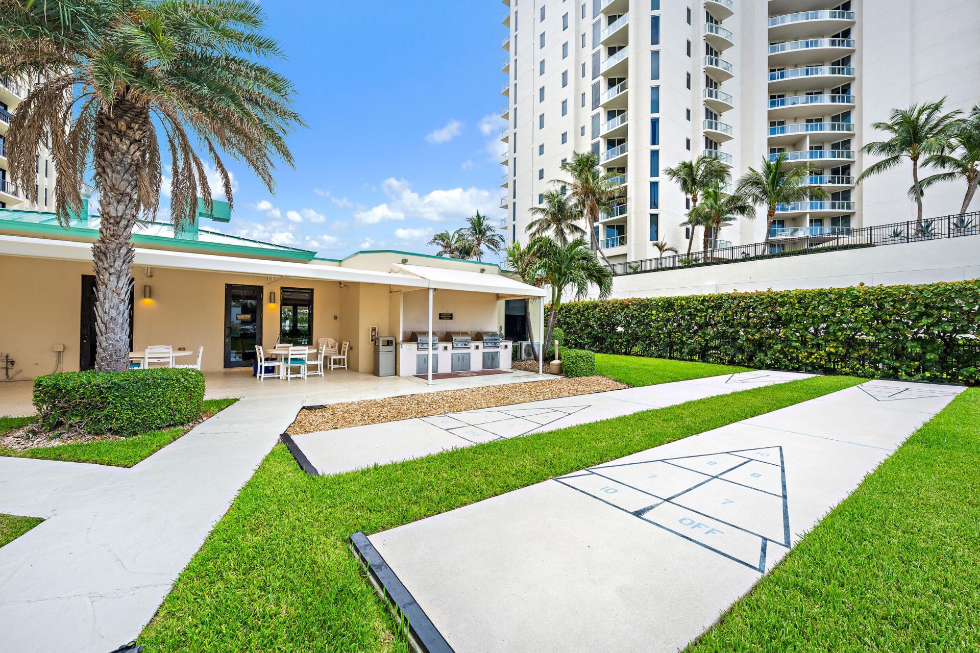 2800 N Ocean Drive, Unit B-7c, Singer Island, FL 33404 Photo