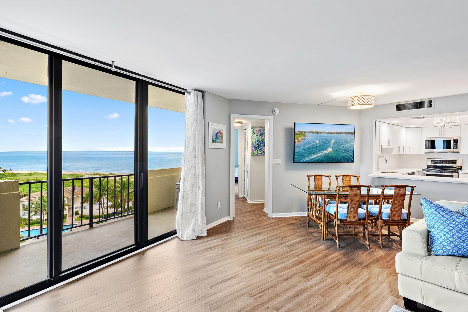 2800 N Ocean Drive, Unit B-7c, Singer Island, FL 33404 Photo