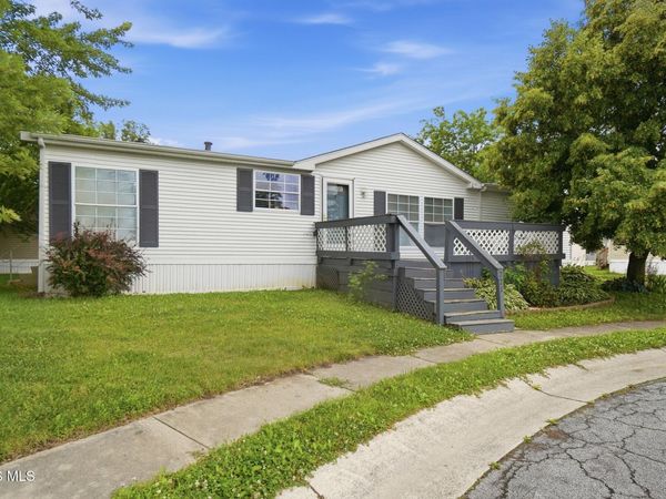 5702 Angola Road , Toledo, OH 43615