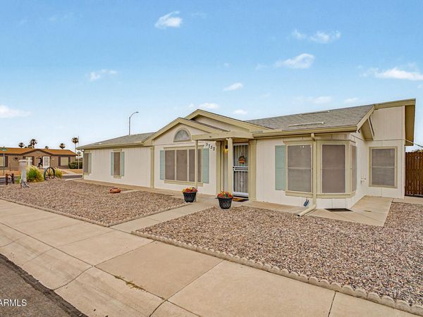 9752 E EMPRESS Avenue, Mesa, AZ 85208