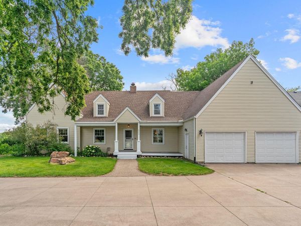 223 E River Parkway, Champlin, MN 55316