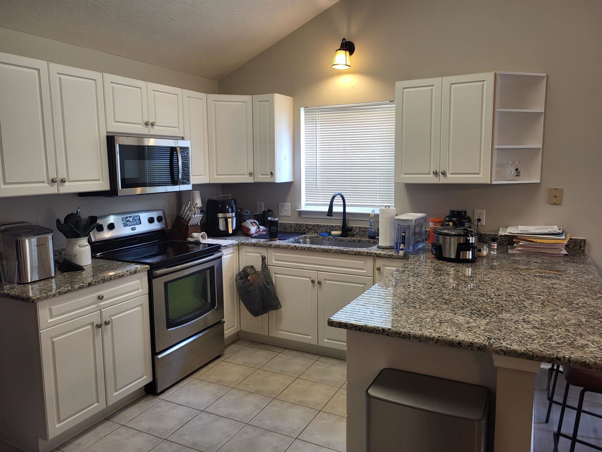 412 Callie Dr. Photo 14