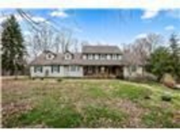 1760 Innisbrook Lane , Zanesville, OH 43701
