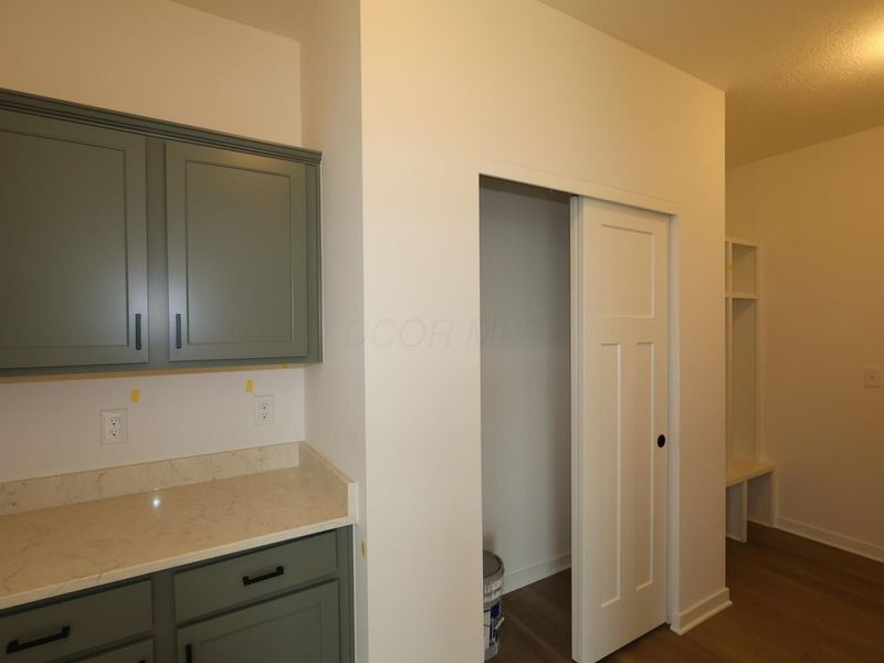 3851 Colts Reign Drive, Powell, OH 43065 Photo 3