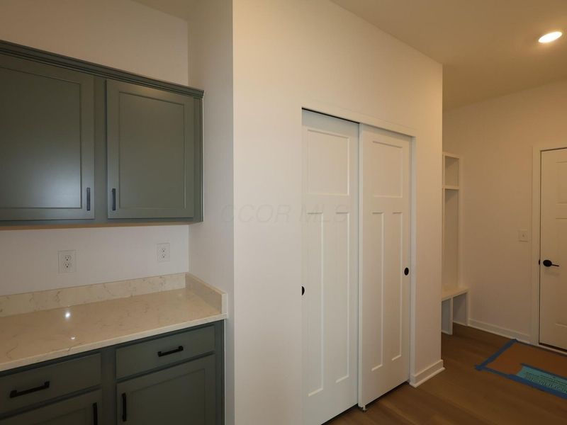 3851 Colts Reign Drive, Powell, OH 43065 Photo 9