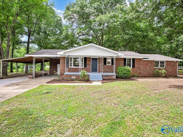 142 Hamaker Street SW, Decatur, AL 35603
