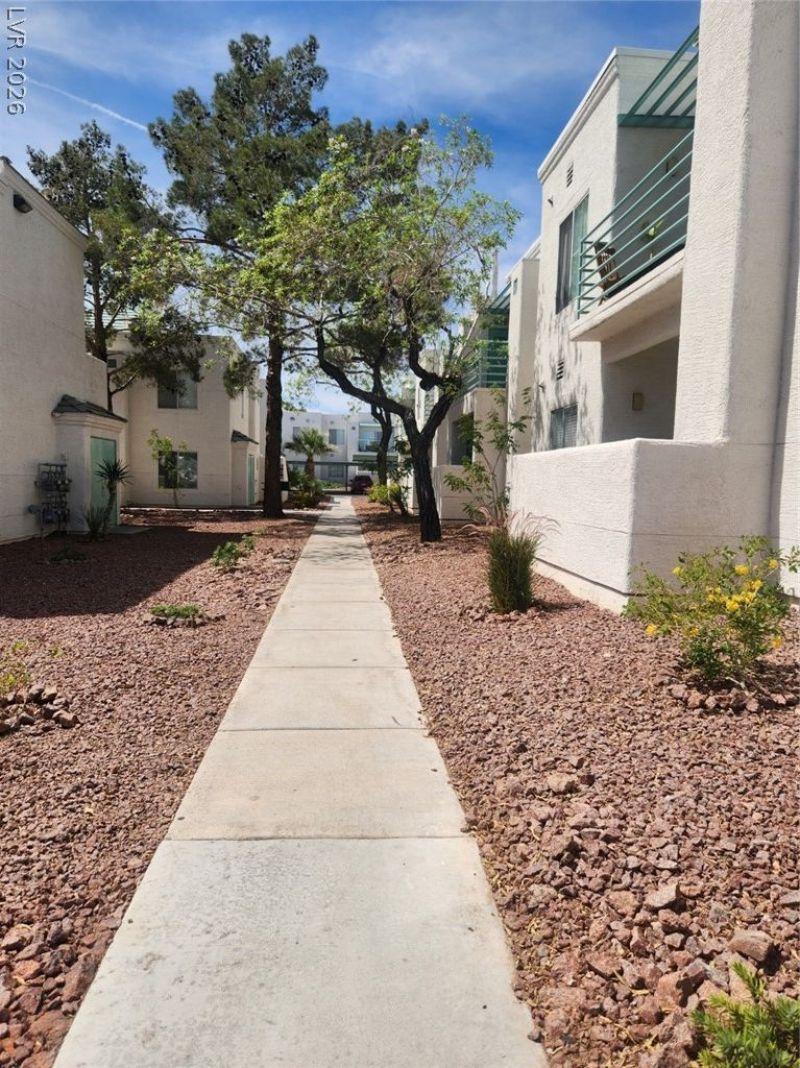 7100 Pirates Cove Road, Unit 1074, Las Vegas, NV 89145 Main Photo