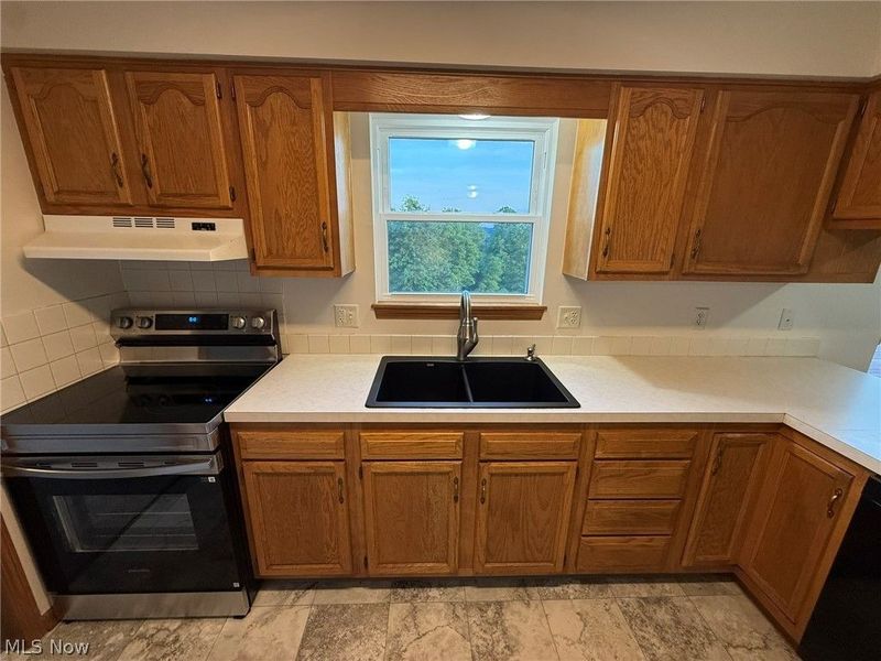 9724 Lafont Circle NE, Bolivar, OH 44612 Photo 13