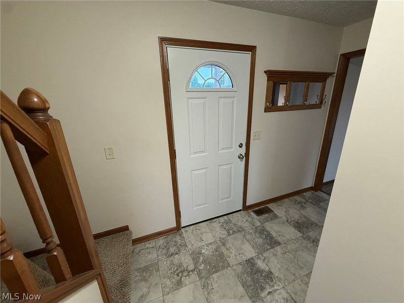 9724 Lafont Circle NE, Bolivar, OH 44612 Photo 3