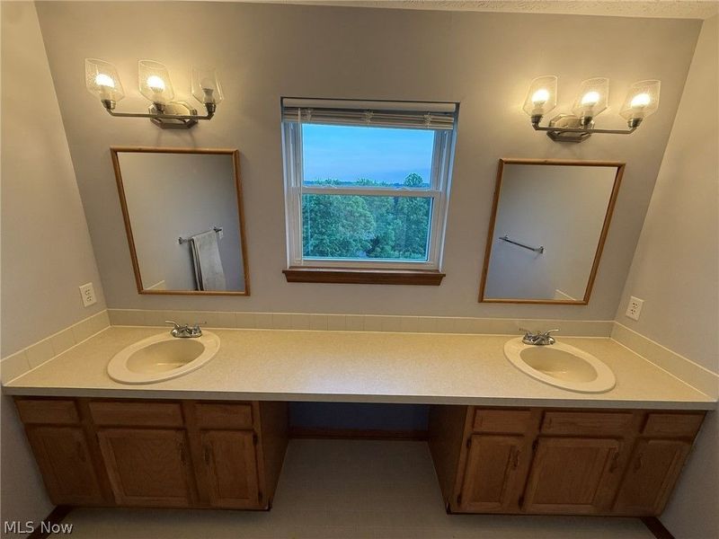 9724 Lafont Circle NE, Bolivar, OH 44612 Photo 30