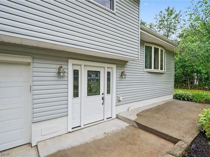 2704 Lyman Drive, New Franklin, OH 44216 Photo 7