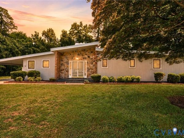 109 Breezy Hill Drive, Colonial Heights, VA 23834