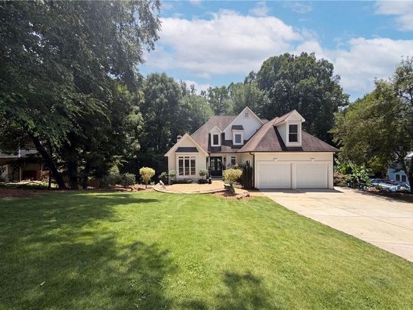 2299 Camden Drive SW, Marietta, GA 30064