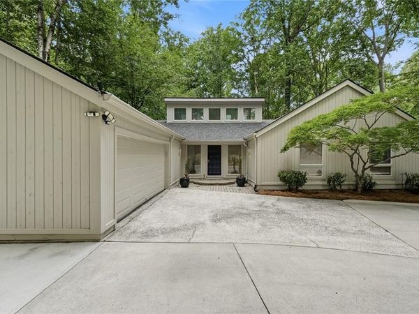 4411 Kings Way NE, Marietta, GA 30067