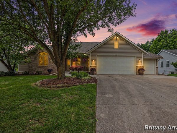 2289 Pheasant Avenue NW, Grand Rapids, MI 49534