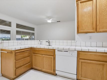 1243 Canevari Dr, Roseville, CA 95747 Photo