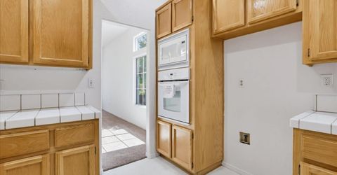 1243 Canevari Dr, Roseville, CA 95747 Photo