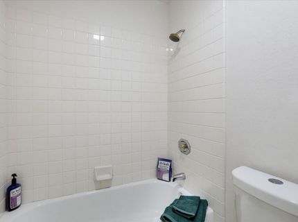 1243 Canevari Dr, Roseville, CA 95747 Photo