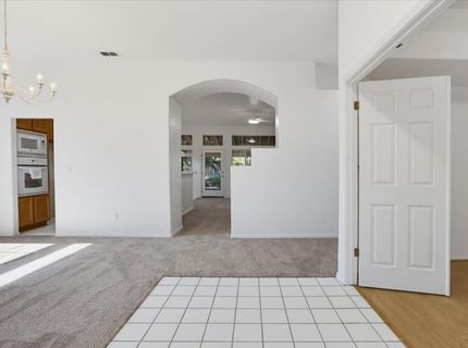 1243 Canevari Dr, Roseville, CA 95747 Photo