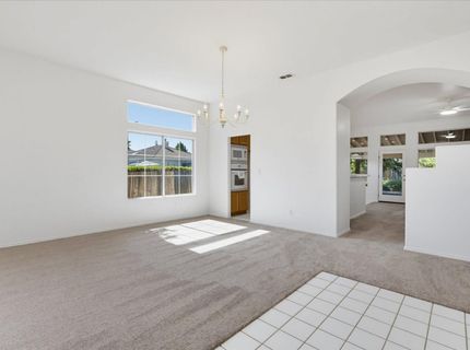 1243 Canevari Dr, Roseville, CA 95747 Photo