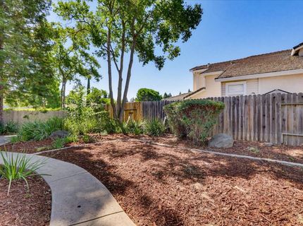 1243 Canevari Dr, Roseville, CA 95747 Photo