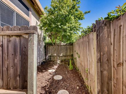 1243 Canevari Dr, Roseville, CA 95747 Photo