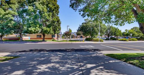 1243 Canevari Dr, Roseville, CA 95747 Photo