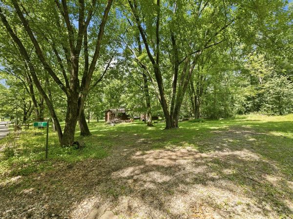 186 Leisure Way, Edgerton, WI 53534