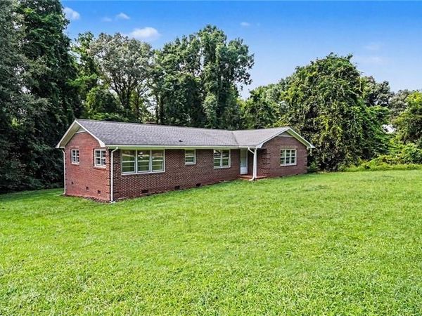 1153 Heathwood Road, Randleman, NC 27317