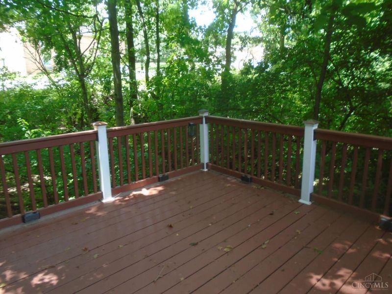 74 W Persimmon Drive, Hamilton, OH 45013 Photo 10