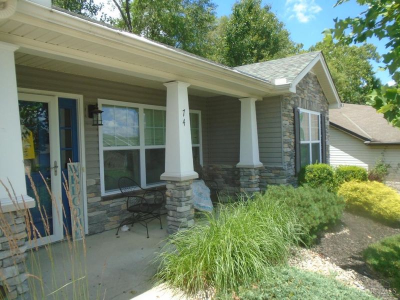 74 W Persimmon Drive, Hamilton, OH 45013 Photo 25