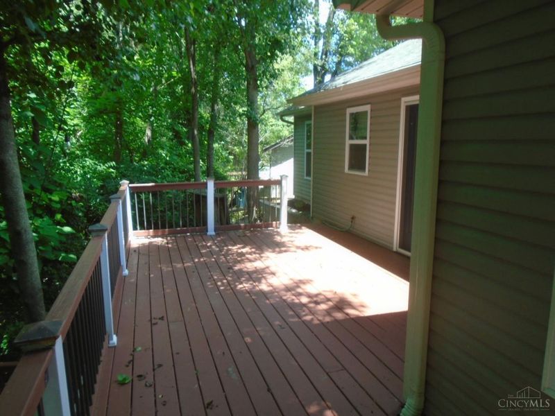 74 W Persimmon Drive, Hamilton, OH 45013 Photo 7