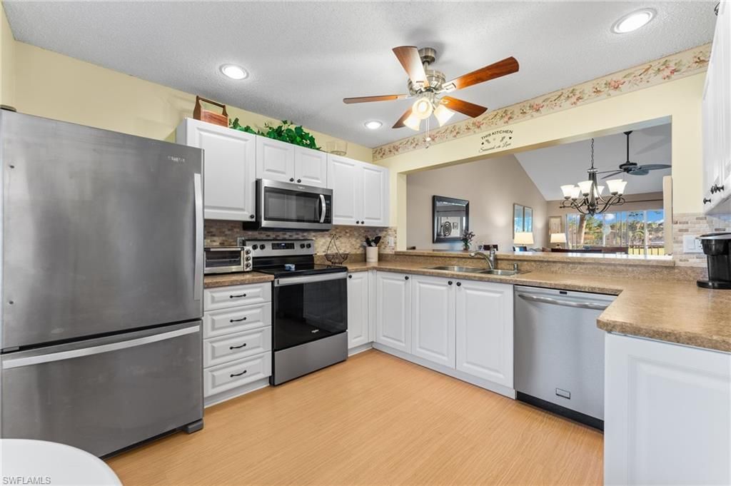 5928 Cranbrook Way, Unit D202, Naples, FL 34112 Photo