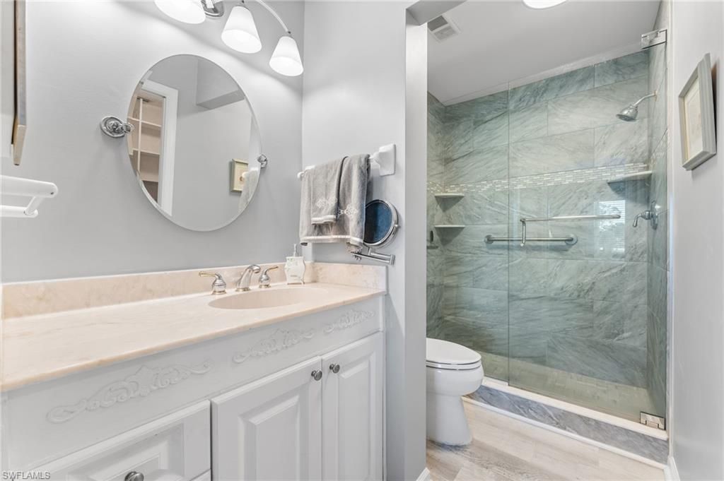 5928 Cranbrook Way, Unit D202, Naples, FL 34112 Photo