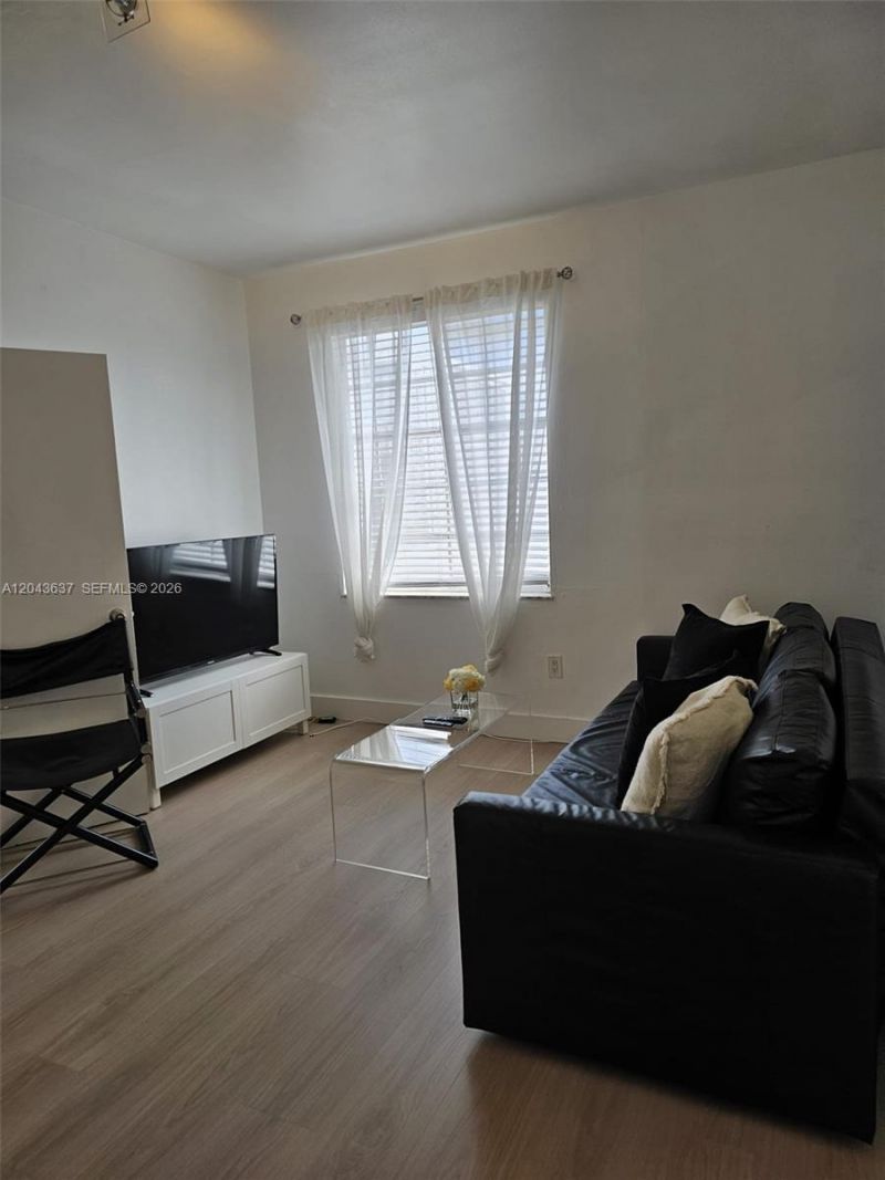 750 Collins Ave, Unit 306, Miami Beach, FL 33139 Photo