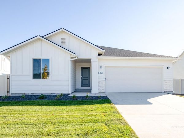 14092 Shiny Spruce St, Caldwell, ID 83607